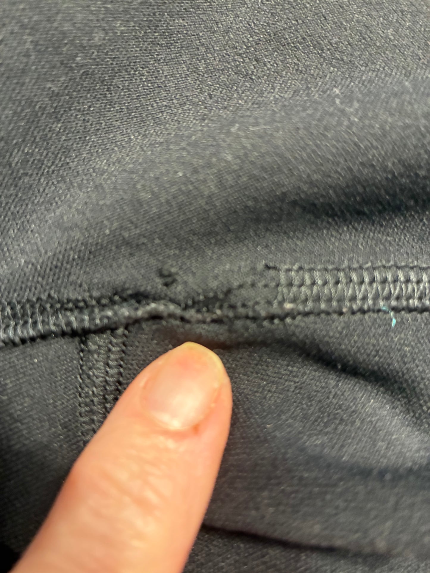 Lululemon Zoned In Tight 27" Inseam Black Sz 2