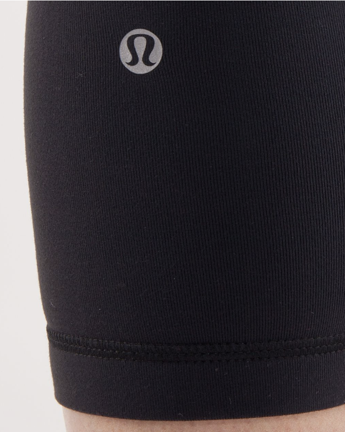 Lululemon Astro Wunder Under 21" Inseam Crop Black/Heathered Black/White Sz 6