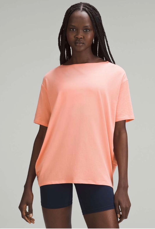 Lululemon Back in Action Short Sleeve Shirt Sunny Coral Sz 2 Brand New With Tags