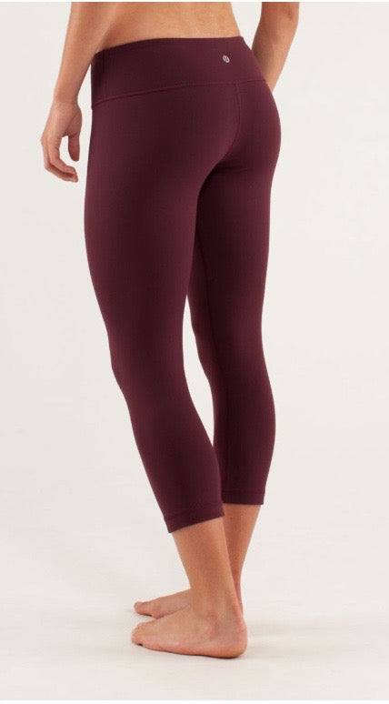 Lululemon Wunder Under Leggings Crop 21” Inseam Bordeaux Drama Sz 6