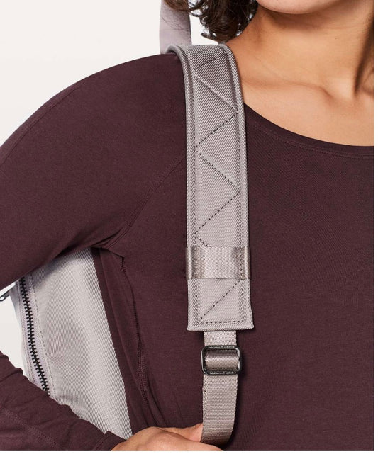 Lululemon Carry Onward Rucksack 12L Dark Chrome