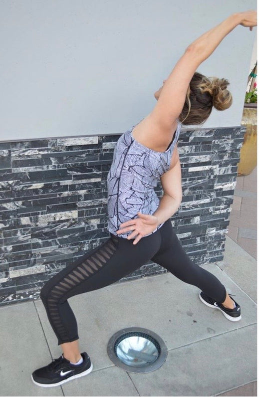 Lululemon Sunshine Salutation Crop 22” Inseam Black Sz 10 Brand New