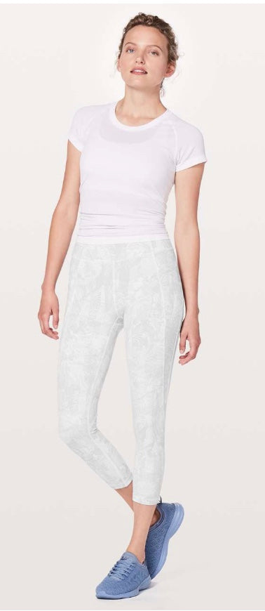 Lululemon Time To Sweat Crop 23” Inseam Eternal Wave White Sz 10 Brand New