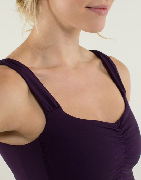 Lululemon Aria Tank II Ruched top Deep Zinfandel sz 8