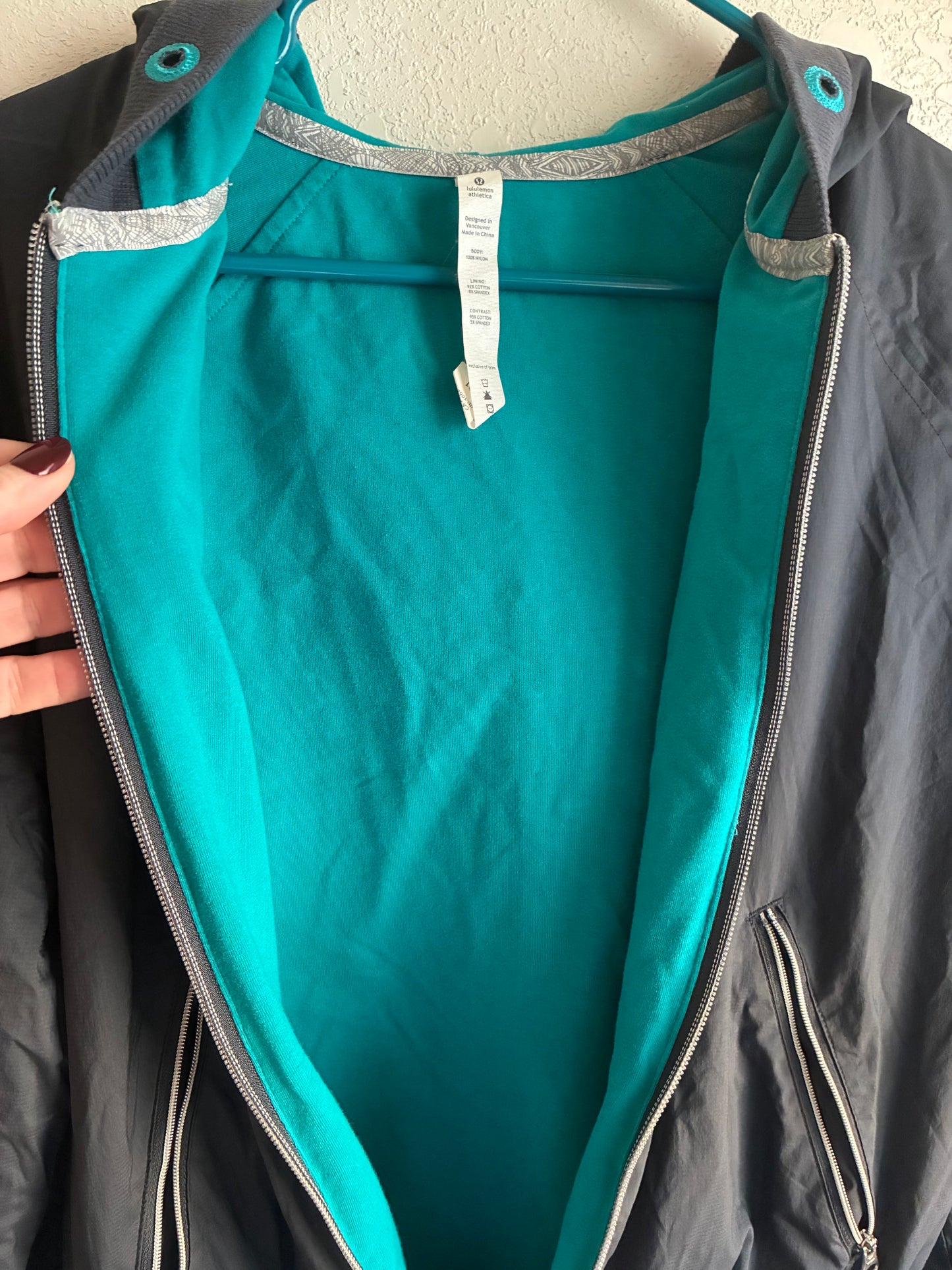 LULULEMON Women's Swell Reversible Hooded‎ Jacket RARE Graphite Grey/Hawaiian Blue Sz 10