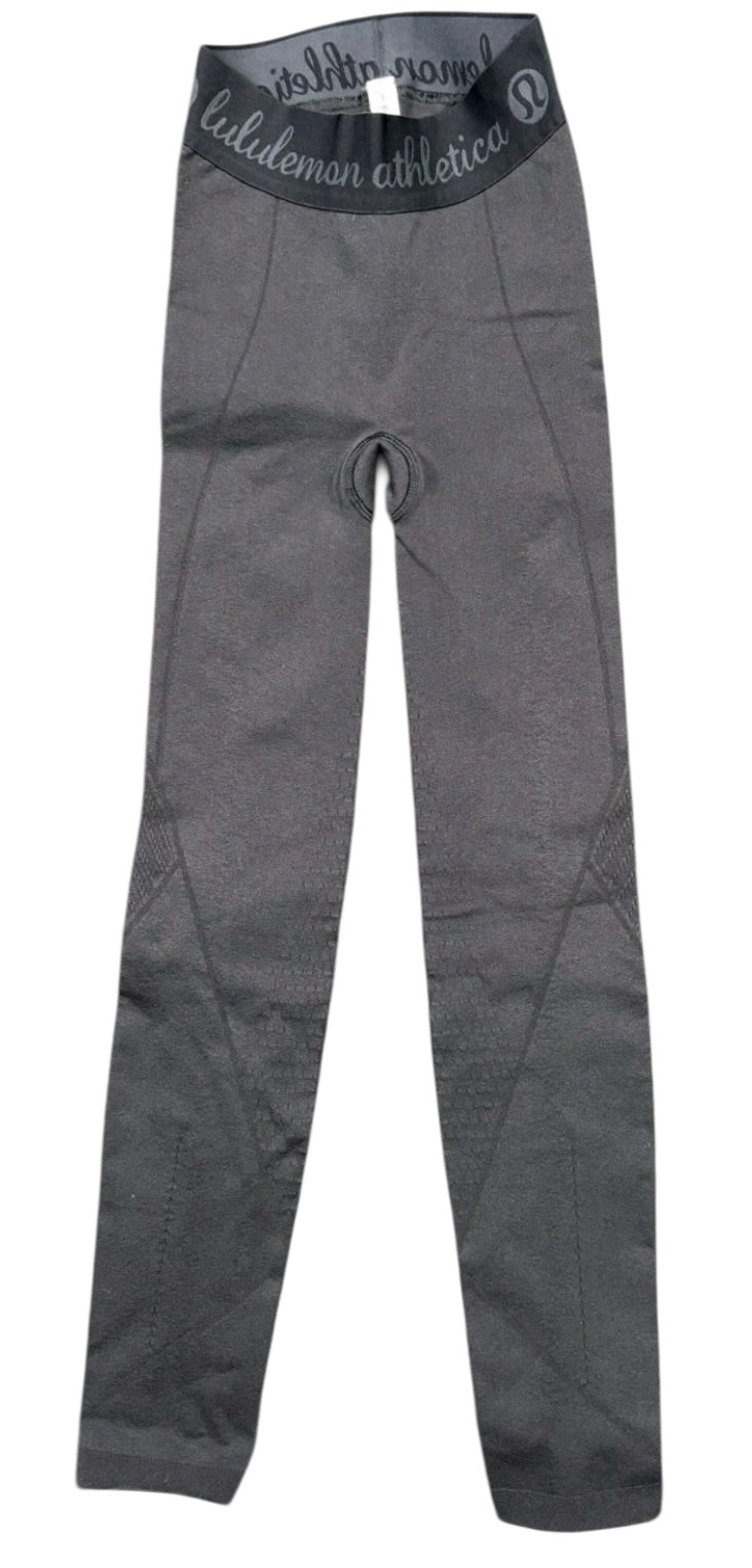 Lululemon Inner Essence Seamless Leggings 25" Inseam Black Sz 2/4 S RARE