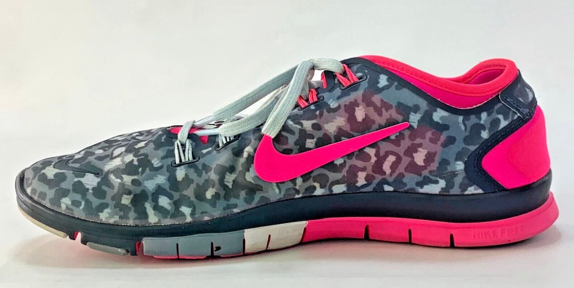 Nike Women's Free TR Connect 2 Running Shoe Grey Leopard Print & Pink 638680-003 Sz 7