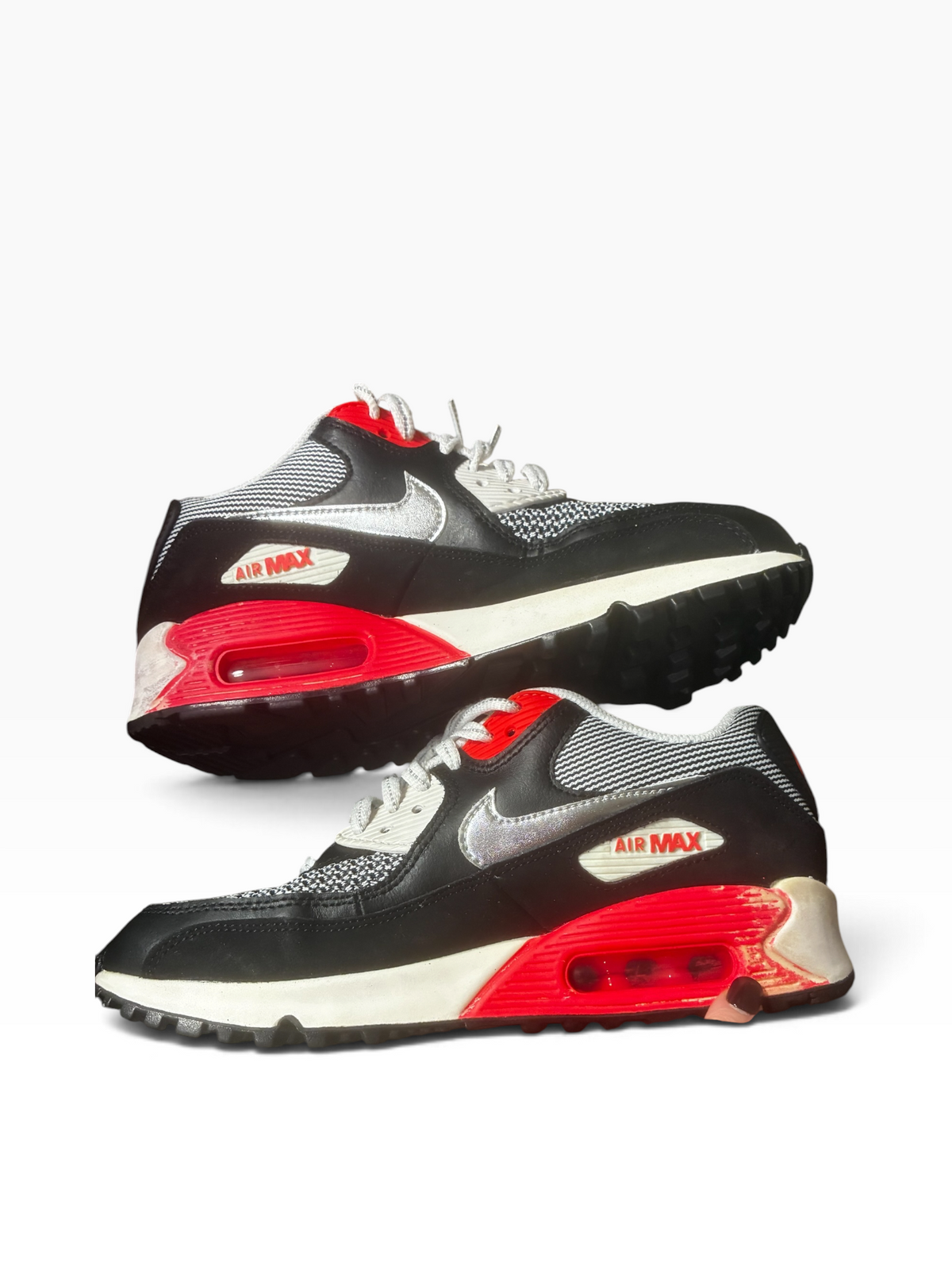 Nike Air Max 90 LE Black Metallic Silver Laser Crimson Women's Size 6.5/Youth 5.0