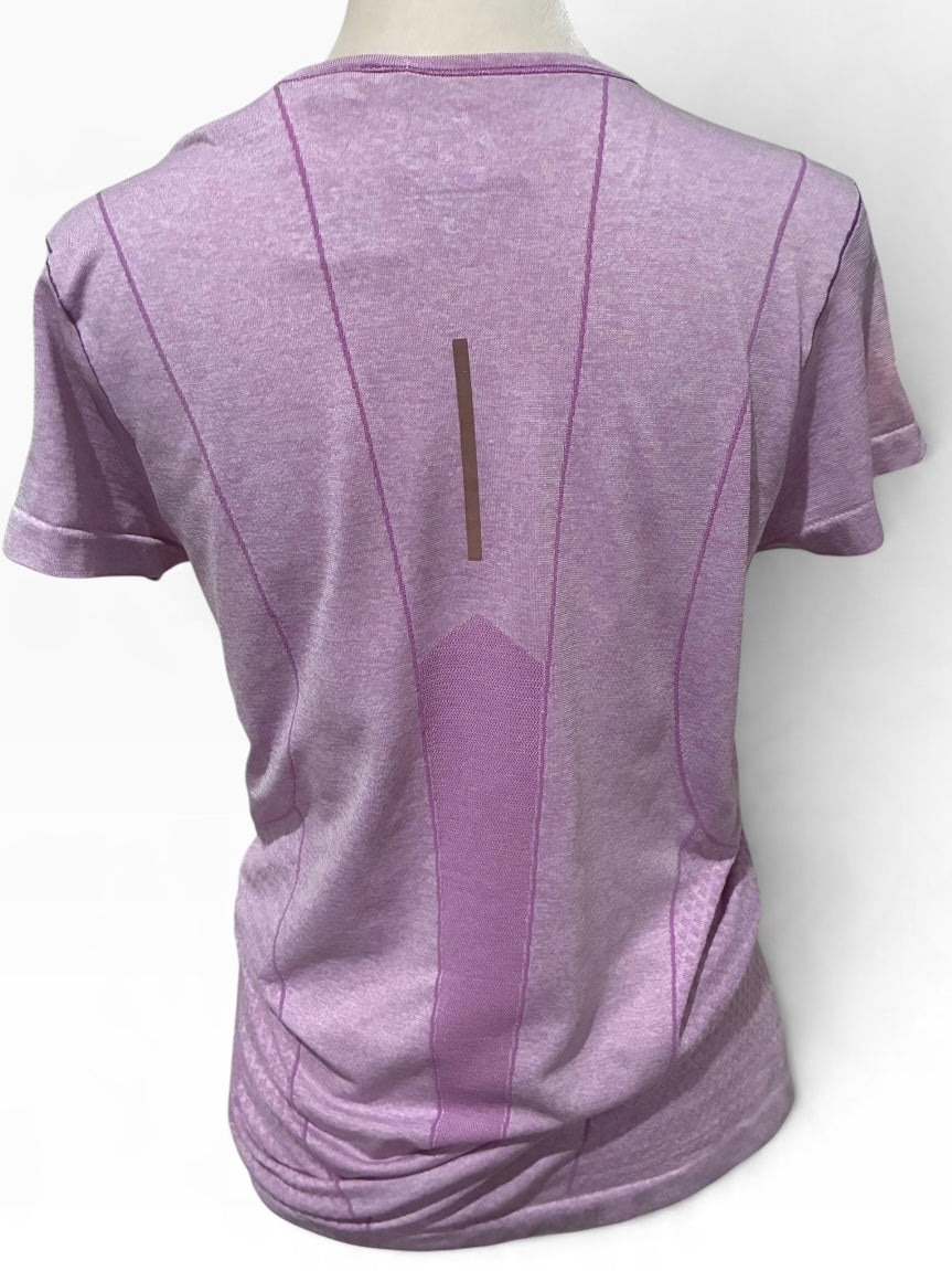 Nike Swift Dr-FIT ADV Short Sleeve Running Top LIGHT MAGENTA/REFLECTIVE SILVER Size L Brand New