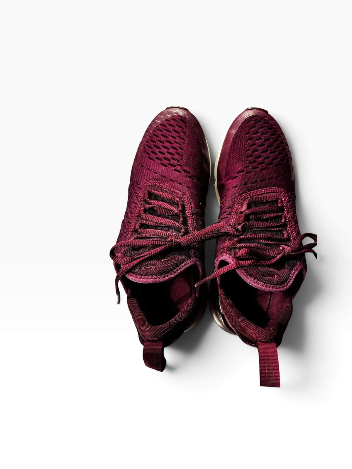 Nike Air Max 270 Women's Athletic Shoe Bordeaux Women's Size 6.5 Or Youth Size 5.0