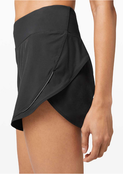 Lululemon Run Off Route High Rise Short 4" Inseam Black Sz 8