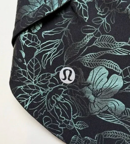 Lululemon Speed Up Mid-Rise Lined Short 4" Inseam Logo Flourish Black Iridescent Foil/Black Sz 8