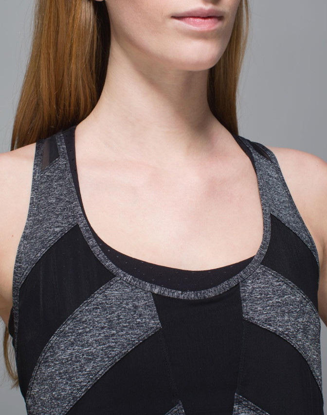 Lululemon If You're Lucky Tank Heathered Black/Black/Raspberry Glo Light Size 10