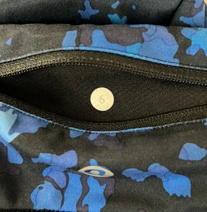 Lululemon High Rise Leggings with Leg Ruching Blue & Black Print Sz 6