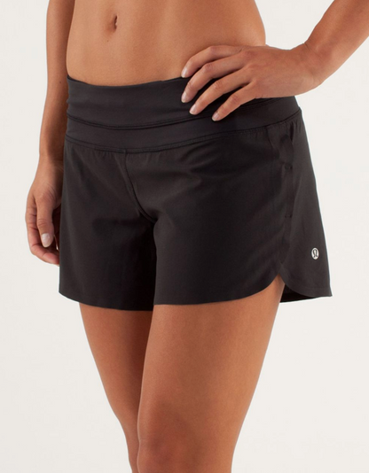 Lululemon Groovy Run Short 4.5" Inseam *Bonded Black Sz 10