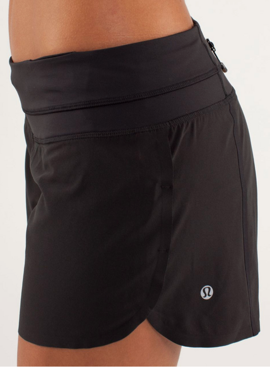 Lululemon Groovy Run Short 4.5" Inseam *Bonded Black Sz 10