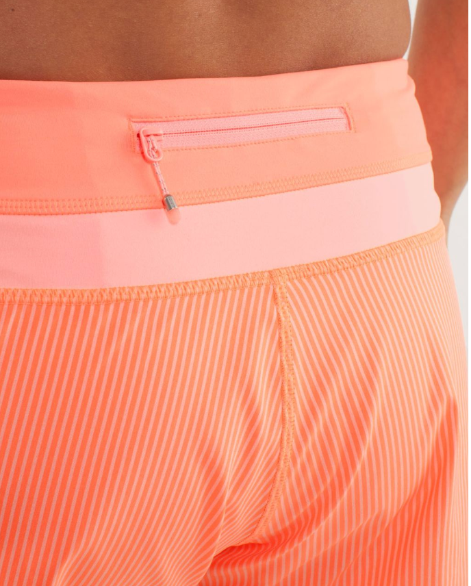 Lululemon Groovy Run Short 4.5" Inseam Wagon Stripe Pop Orange/Bleached Coral/Pop Orange Sz 10