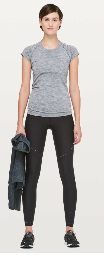 Lululemon Zoned In Tight 27" Inseam Black Sz 2