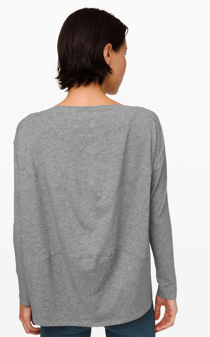 Lululemon Back In Action Long Sleeve Heathered Core Medium Grey Size 8 Brand New