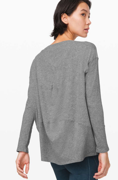 Lululemon Back In Action Long Sleeve Heathered Core Medium Grey Size 8 Brand New