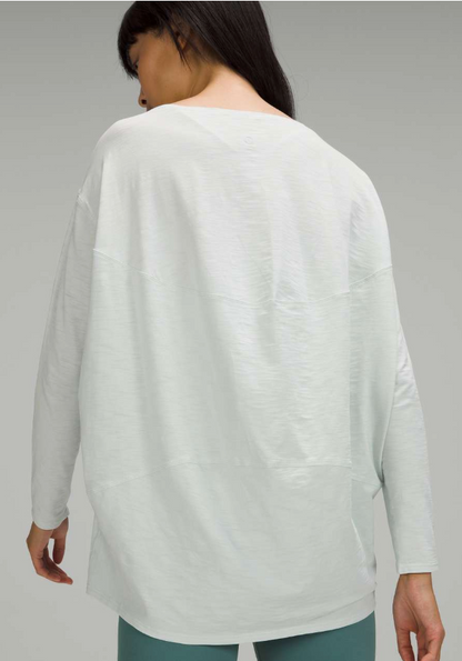 Lululemon Back In Action Long Sleeve Ocean Air Size 8