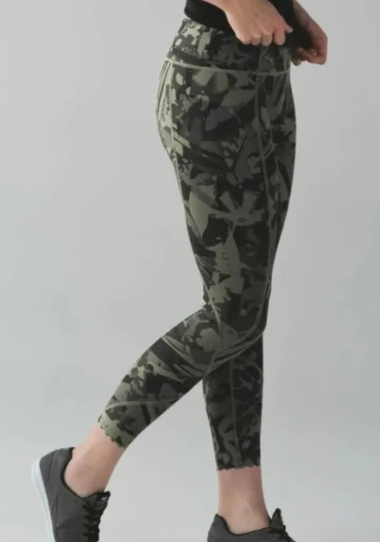 Lululemon Tight Stuff TightPop Cut 25" Inseam Fatigue Green Black Sz 6 RARE Brand New