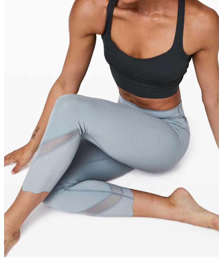 Lululemon Wunder Under Crop II Roll Down Scallop 24" Inseam Chambray Sz 6