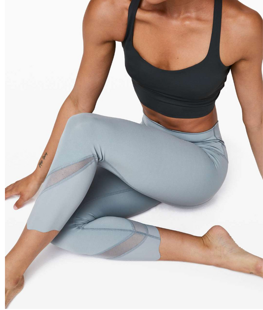 Lululemon Wunder Under Crop II Roll Down Scallop 24" Inseam Chambray Sz 6