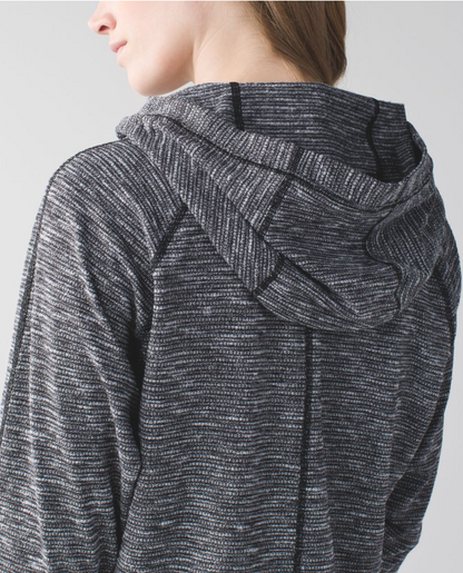 Lululemon Healthy Heart Pullover II Coco Pique Black White Sz 4