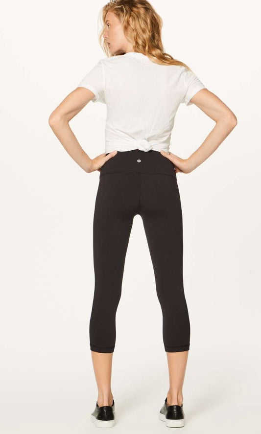 Lululemon Wunder Under 21” Inseam Crop HR Black Sz 4