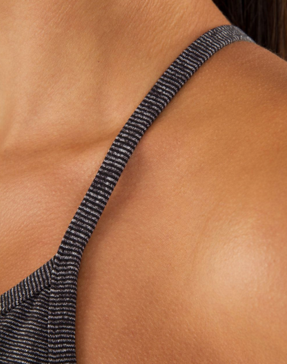 Lululemon Flow Y Bra IV Sports Bra Black Wee Stripe Sz 2