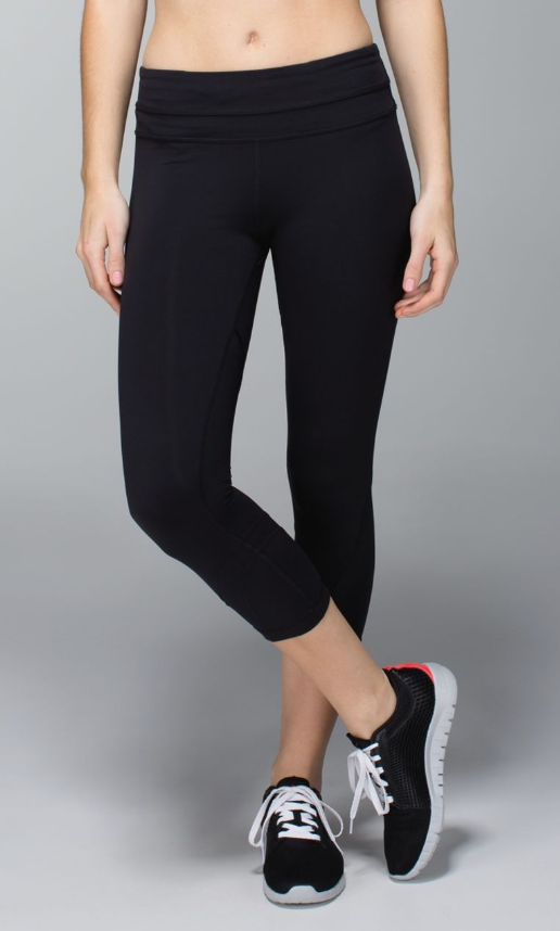 Lululemon Inspire Crop II Luxtreme 21.5" Inseam Black Sz 2