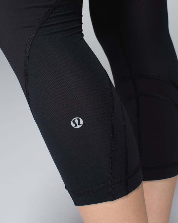 Lululemon Inspire Crop II Luxtreme 21.5" Inseam Black Sz 2