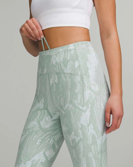 Lululemon Swift Speed High-Rise Tight 28" Reverberate Chevron Jacquard Silver Blue White Sz 2 Brand New With Tags
