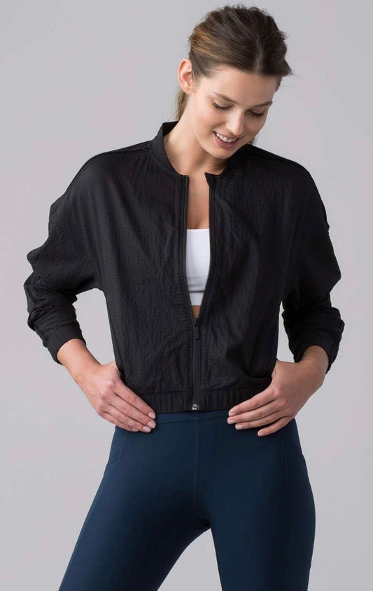 Lululemon Pack Light Bomber Jacket Pack INTO a Backpack Black Sz 8 New Without Tag (2 SIZE 8 IN STOCK A0251)