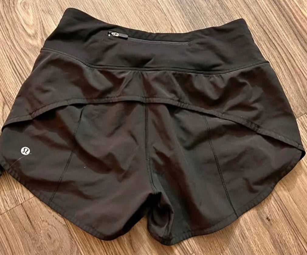 Lululemon Speed Up Mid Rise Short 4"  Black Sz 10