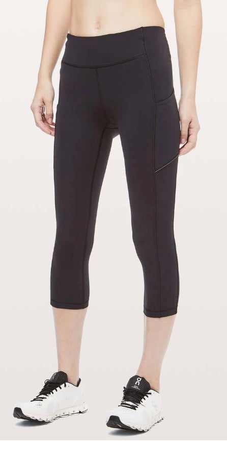Lululemon Speed Up Crop 21” Inseam w/Pockets Black Sz 12
