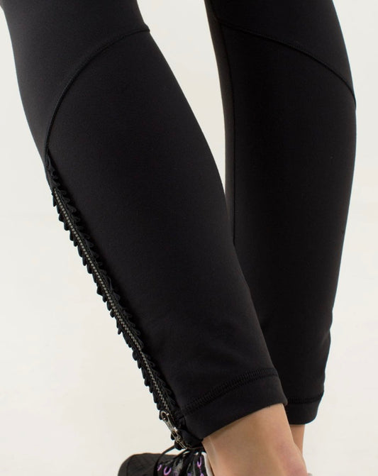Lululemon Wunder Under Tights Ruffled Up Black / Hyper Stripe Angel Wing Sz 6