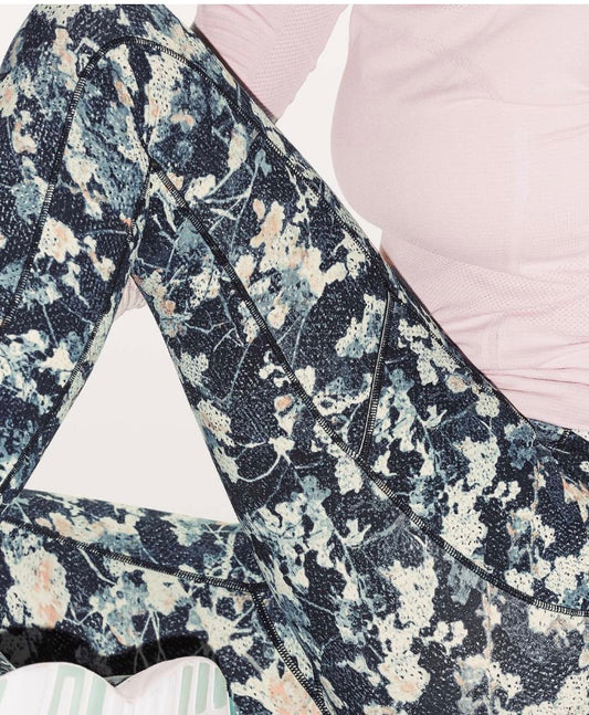 Lululemon Speed Up Tight Full-On Luxtreme 28" Inseam Spring Bloom Multi Sz 4 Brand New