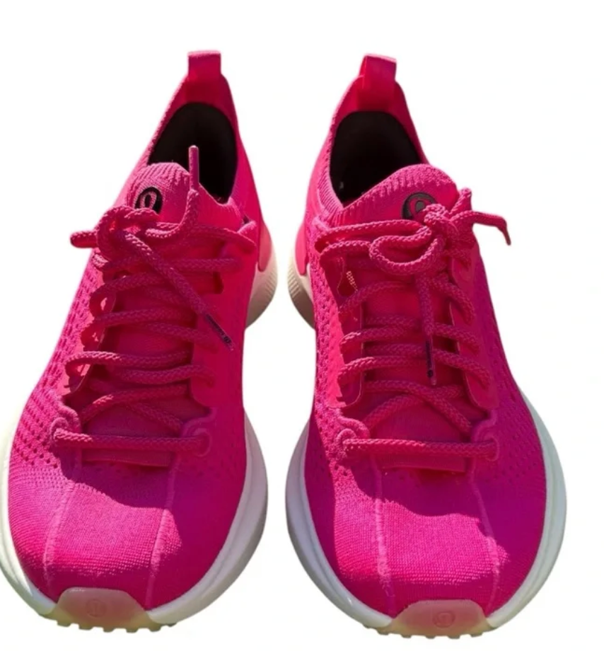 Lululemon Women's Chargefeel 3 Workout Shoe Geranium Pink/Light Vapor/Black Sz 7.0 Brand New