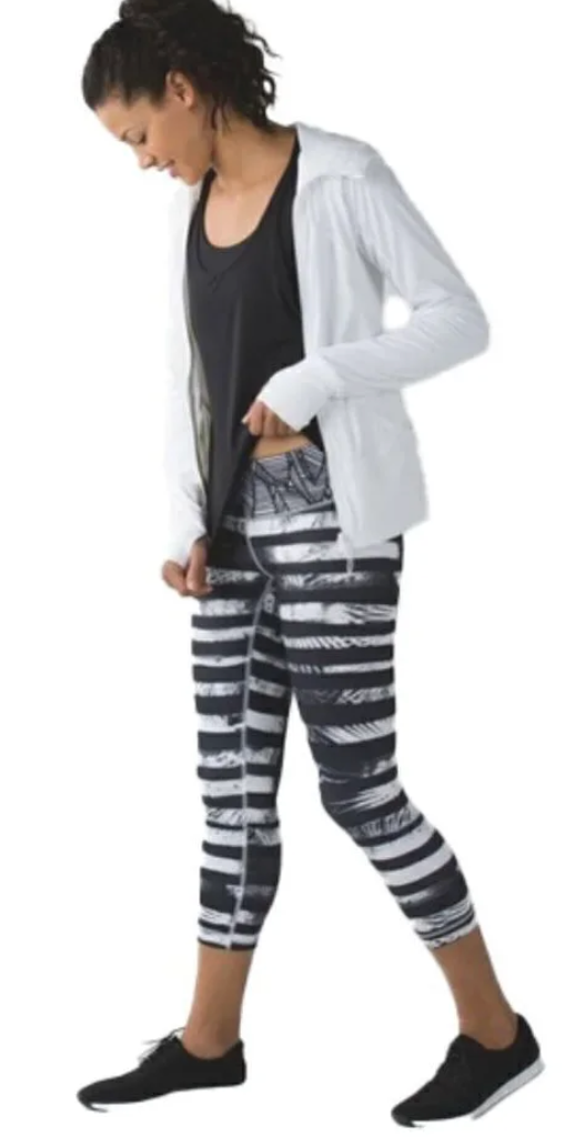 Lululemon Wunder Under Crop II Shady Palms Black White/Banana Leaf White Black/Gingham White Black Sz 6