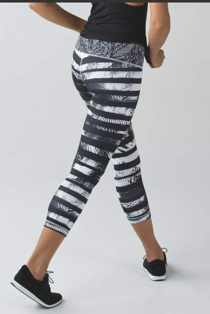 Lululemon Wunder Under Crop II Shady Palms Black White/Banana Leaf White Black/Gingham White Black Sz 6