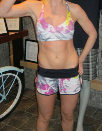 Lululemon Speed Short Unicorn Tears 2.5" Inseam Sz 6
