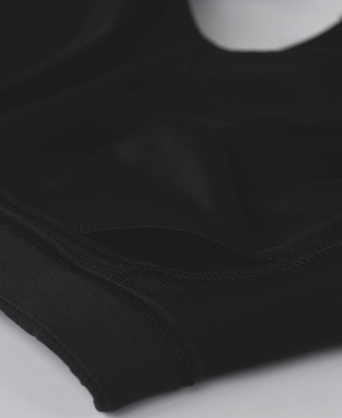 Lululemon Ta Ta Tamer II Black Sz 36C