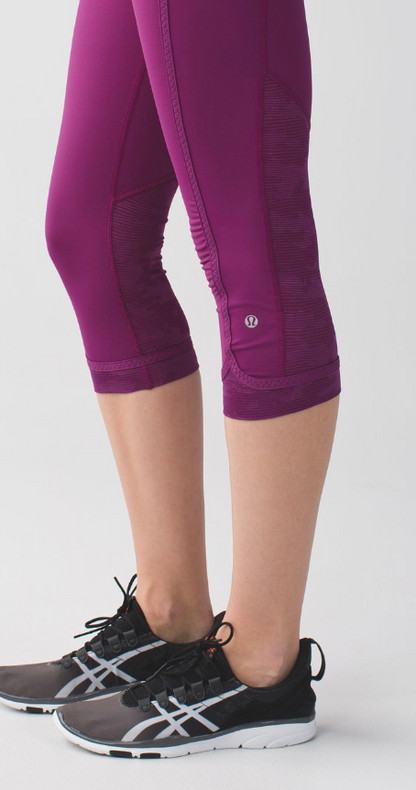 Lululemon Run For Days Crop 19" Inseam Regal Plum Sz 10
