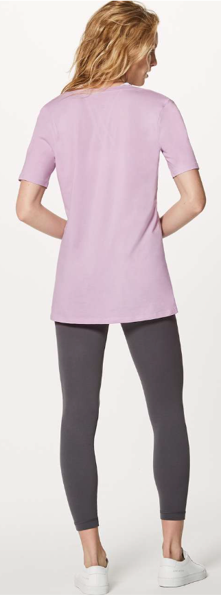 Lululemon Love Tee IV Rose Quartz Sz 8