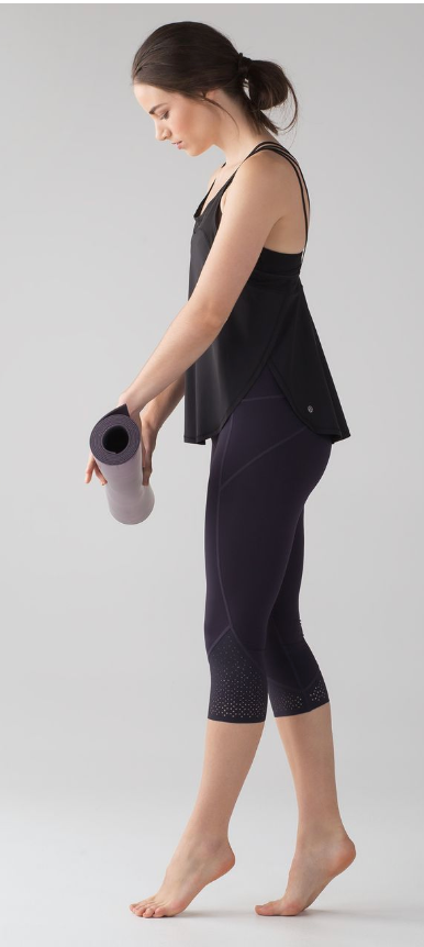 Lululemon Anew Crop 21" Inseam Black Grape Sz 8