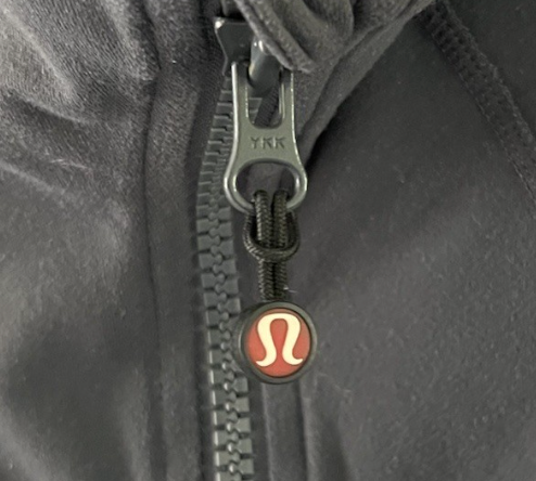 Lululemon Define Jacket W/Original Logo Hair Tie Zipper Pull Coal Grey/Heathered Coal Wee Stripe Sz 8