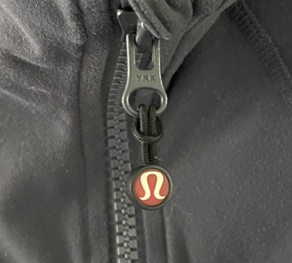Lululemon Define Jacket W/Original Logo Hair Tie Zipper Pull Coal Grey/Heathered Coal Wee Stripe Sz 8