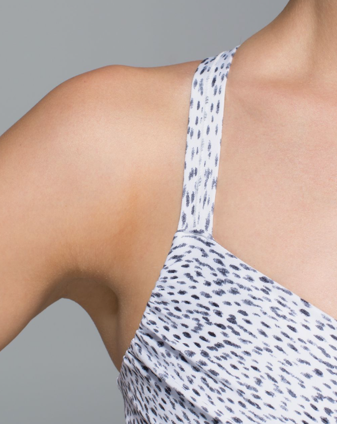 Lululemon Wrap It Up Tank Dottie Dash White Black/White Sz 10